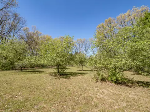 Exterior - 4115 S Van Kal St, Mattawan, MI 49071 photo 12 of 21