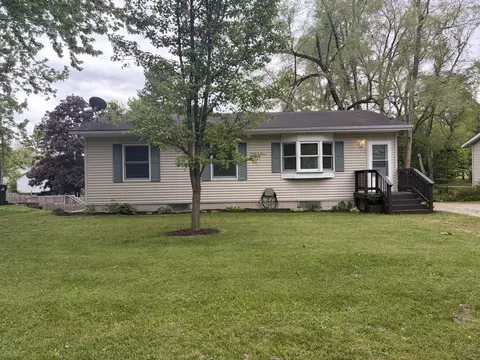 530 W Marshall St, Hastings, MI 49058