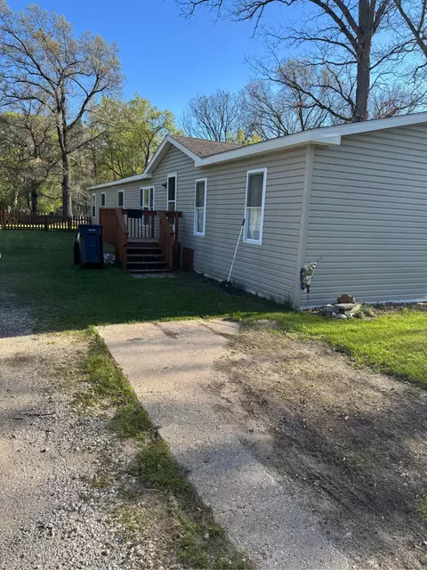 816 E James St, White Cloud, MI 49349