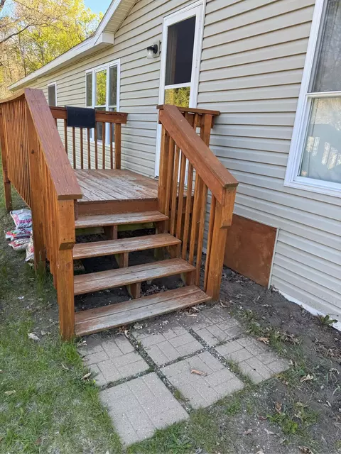 816 E James St, White Cloud, MI 49349 photo 4
