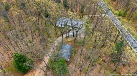 View/Area - 2437 E 100th St, Grant, MI 49327 photo 11 of 11