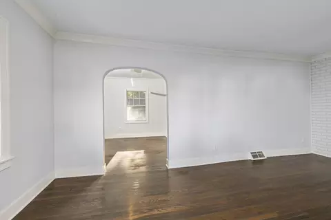 Living - 1816 Todd Ave, Lansing, MI 48910 photo 5 of 6