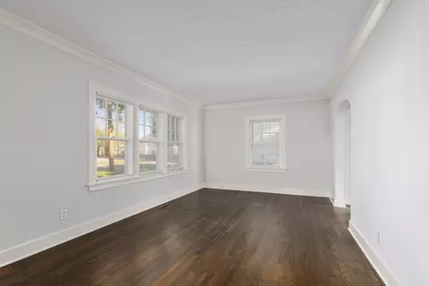 Living - 1816 Todd Ave, Lansing, MI 48910 photo 4 of 6