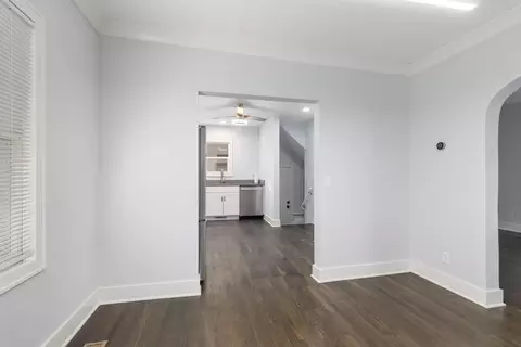 Entry Way - 1816 Todd Ave, Lansing, MI 48910 photo 2 of 2