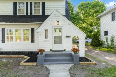 Exterior - 1816 Todd Ave, Lansing, MI 48910 photo 4 of 9