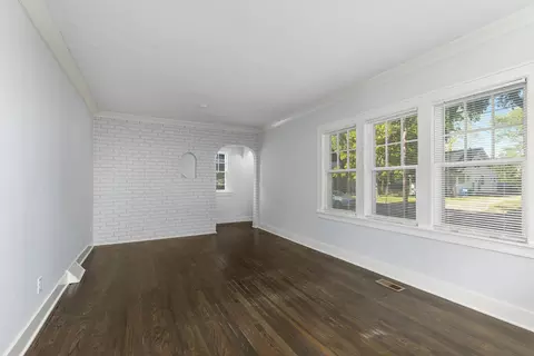 Living - 1816 Todd Ave, Lansing, MI 48910 photo 2 of 6