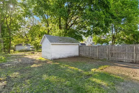 Exterior - 1816 Todd Ave, Lansing, MI 48910 photo 9 of 9