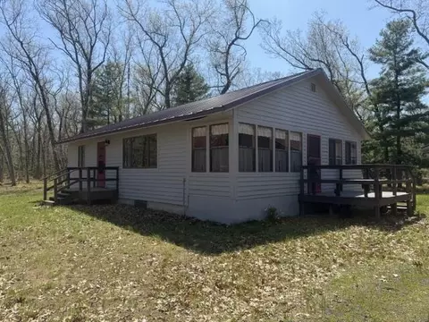 9227 S Star Lake Dr, Baldwin, MI 49304