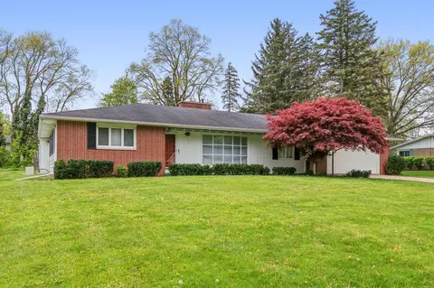 3521 Meadowcroft Ave, Kalamazoo, MI 49004