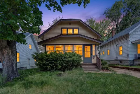 335 Dickinson St SW, Grand Rapids, MI 49507