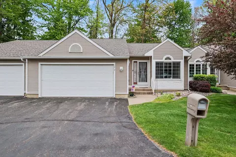 139 Bridgewood Dr, Battle Creek, MI 49015