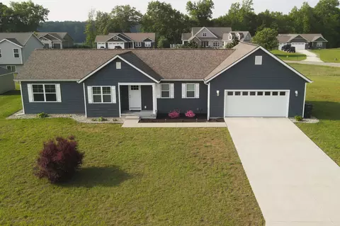 3290 Signal Point Dr, Allegan, MI 49010