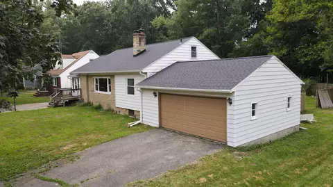 501 Marcelletti Ave, Paw Paw, MI 49079