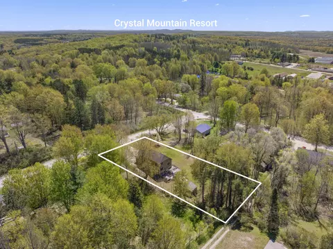 View/Area - 1212 Bailey St, Benzonia, MI 49616 photo 5 of 5