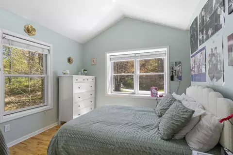 Bedroom - 1212 Bailey St, Benzonia, MI 49616 photo 4 of 8