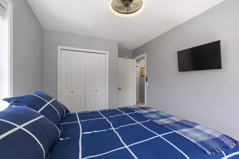 Bedroom - 1212 Bailey St, Benzonia, MI 49616 photo 6 of 8