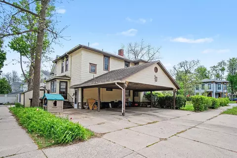 403 Maple St, Big Rapids, MI 49307 photo 3