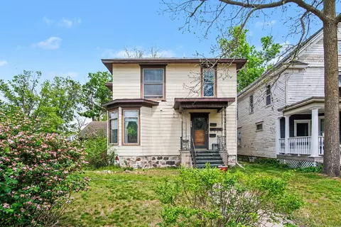 403 Maple St, Big Rapids, MI 49307 photo 2