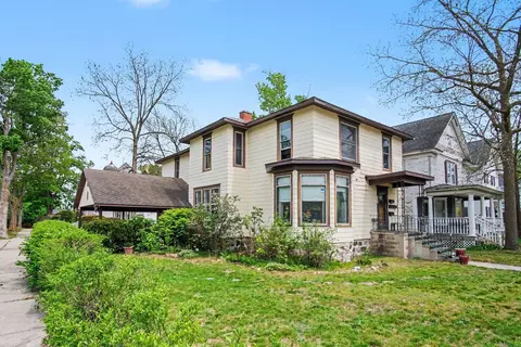 403 Maple St, Big Rapids, MI 49307 photo 5