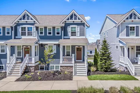 936 S Lake St, Whitehall, MI 49461