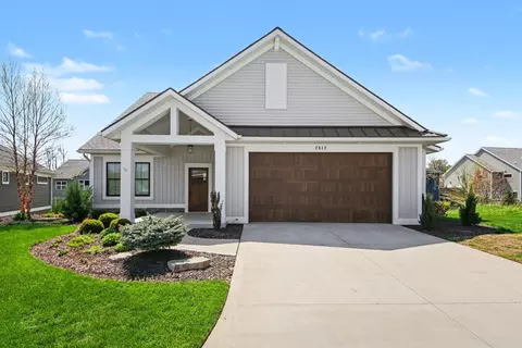 7912 Whistle Creek Ct SW, Byron Center, MI 49315