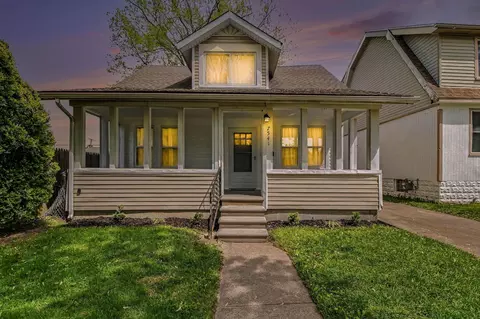 7541 Orchard Ave, Warren, MI 48091