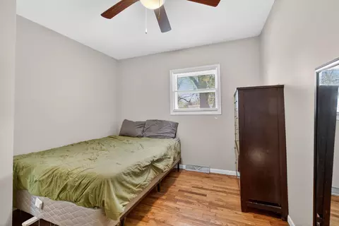 Bedroom - 4410 Clinton Rd, Jackson, MI 49201 photo 4 of 5