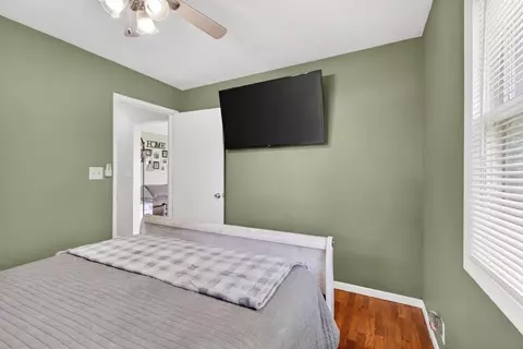 Bedroom - 4410 Clinton Rd, Jackson, MI 49201 photo 2 of 5