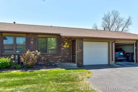 2934 Porter Ct SW, Grandville, MI 49418