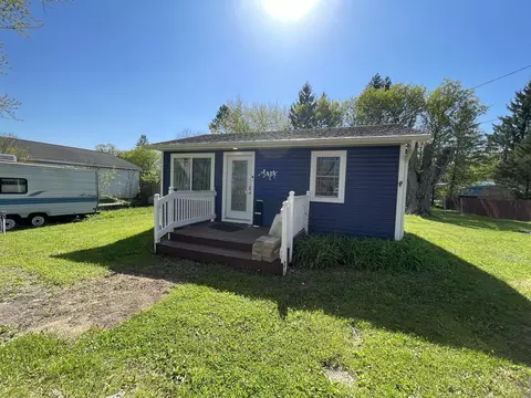 5157 N William St, Fountain, MI 49410