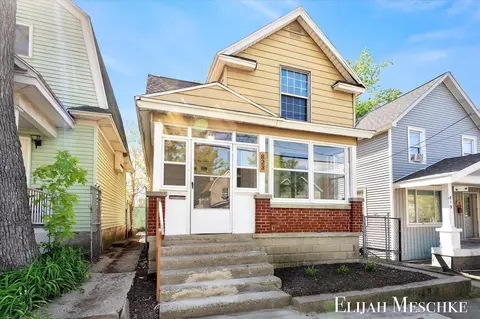 823 Union Ave SE, Grand Rapids, MI 49507