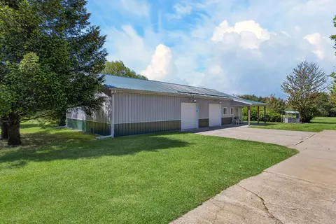 9064 Ruggles Rd, Baroda, MI 49101