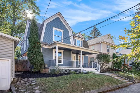 1124 Baldwin St SE, Grand Rapids, MI 49506