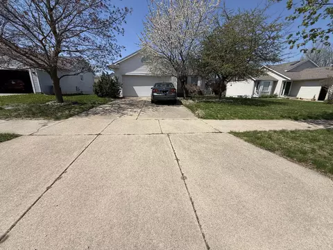 1709 Waldorn Ave NE, Grand Rapids, MI 49505