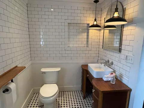 Bath - 421 E 6th St, Monroe, MI 48161 photo 2 of 3