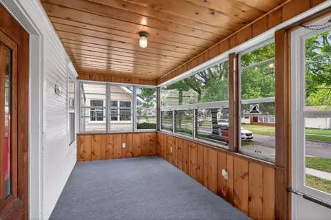 Exterior - 508 Orange St, Jackson, MI 49202 photo 3 of 12