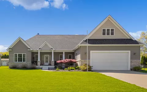 4960 Pheasant Way, Stevensville, MI 49127
