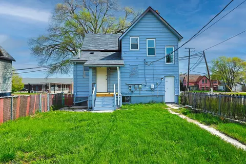 28 E Henry St, River Rouge, MI 48218