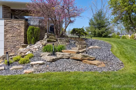 Exterior - 899 Skyevale NE, Ada, MI 49301 photo 6 of 7