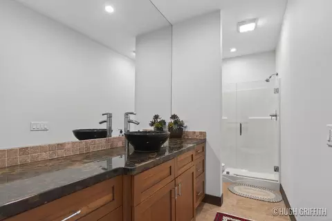 Bath - 899 Skyevale NE, Ada, MI 49301 photo 3 of 4