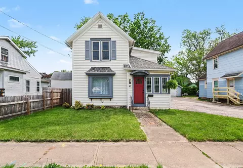 42 Mckinley Ave N, Battle Creek, MI 49017