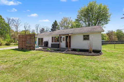 6383 Cline Rd, Fruitport, MI 49415