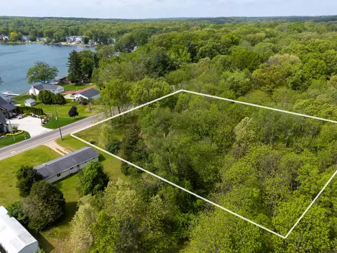 8180 W Pq Ave, Kalamazoo, MI 49009