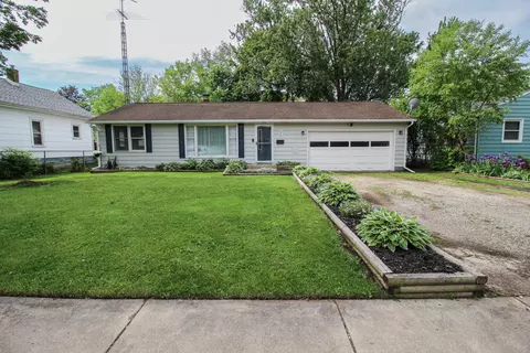 Exterior - 606 Millard St, Three Rivers, MI 49093 photo 6 of 6