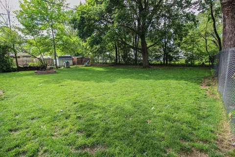 Exterior - 606 Millard St, Three Rivers, MI 49093 photo 3 of 6