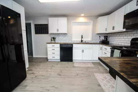 Kitchen - 606 Millard St, Three Rivers, MI 49093 photo 1 of 4