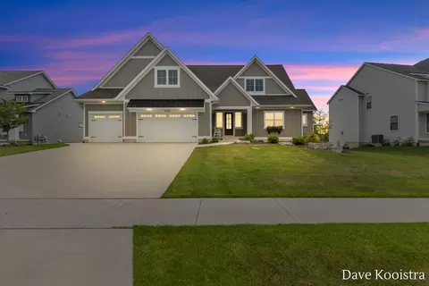 8218 Boardwalk Dr SW, Byron Center, MI 49315