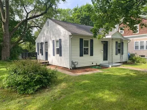 1356 Sheridan Ave, Niles, MI 49120