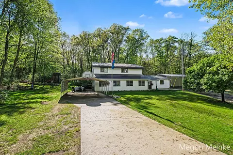 10231 Morgan Mills Rd NE, Greenville, MI 48838