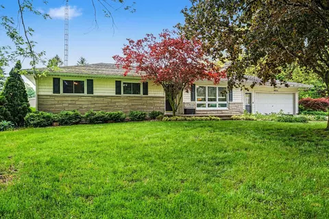 68544 Union Rd S, Union, MI 49130